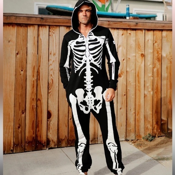 NWT Tipsy Elves Men’s Skeleton Onesie Size M - Picture 1 of 10